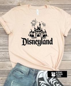 Disneyland t shirt