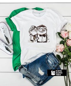 Carl and Ellie kiss t shirt